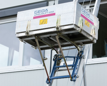 GEDA Removal Hoist